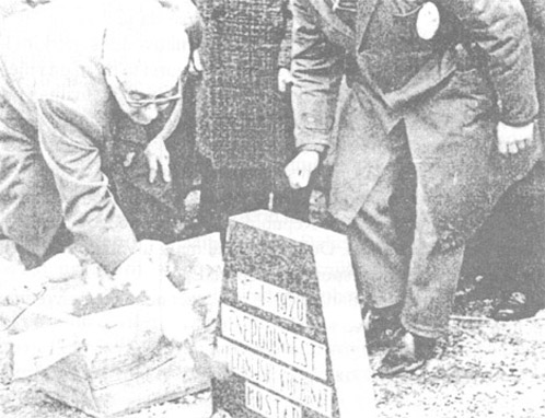 Dzhemal Bijedic', predsjednik SIV-a, polazhe kamen temeljac za Aluminijski kombinat u Mostaru