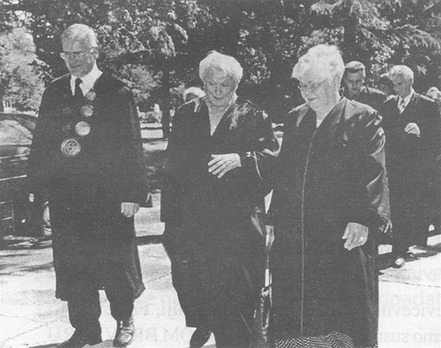 Sa dodjele pochasnog doktorata Predragu Matvejevic'u